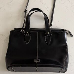 Dooney & Bourke USA Leather Tote Black Vintage All Weather Zip Top Shoulder Bag